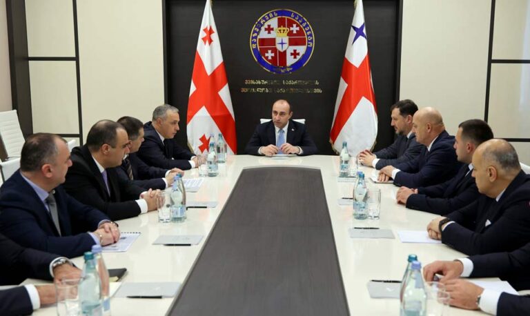 სუს-ის უფროსმა დაზვერვის სააგენტოს ხელმძღვანელ პირებთან სამუშაო შეხვედრა გამართა