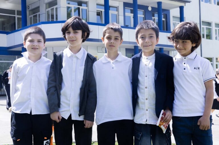 საქართველოს განათლების სამინისტრო სასკოლო ფორმების შესყიდვასთან დაკავშირებით განცხადებას ავრცელებს