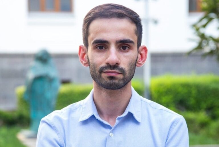 ნიკა სიმონიშვილი: დღეს დასრულდა ჟურნალისტების წინააღმდეგ დაწყებული სამართალდარღვევის ბოლო საქმე ტროტუარის და გზის გადაკეტაზე და ყველა მათგანი სასამართლომ შეწყვიტა