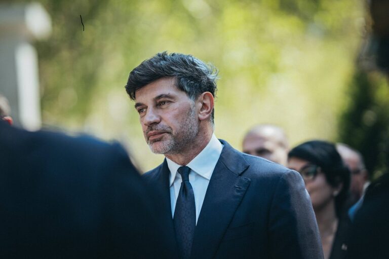 კახა კალაძე: მიხეილ სააკაშვილი რას იტყვის, ხალხს არ აინტერესებს, მას და მის სისხლიან რეჟიმს შესაბამისი პასუხი ჩვენი ქვეყნის მოსახლეობის უმრავლესობამ 2012 წლის 1-ელ ოქტომბერს გასცა