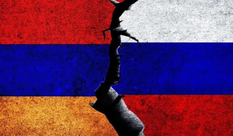რუსეთი აფრთხილებს სომხეთს, რომ თუკი ახლა ათას კუბურ მეტრ რუსულ გაზს 177.5 დოლარად ყიდულობს, ამისთვის 800 დოლარი შეიძლება დასჭირდეს და დამატებით ერთი მილიარდი დოლარის გამონახვა მოუწიოს