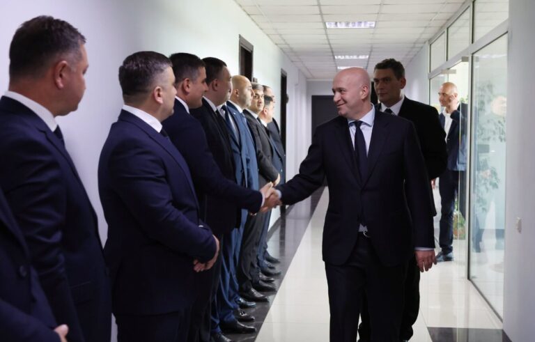 შინაგან საქმეთა მინისტრმა კახეთის რეგიონში სამინისტროს სხვადასხვა დანაყოფის თანამშრომლებთან სამუშაო შეხვედრები გამართა