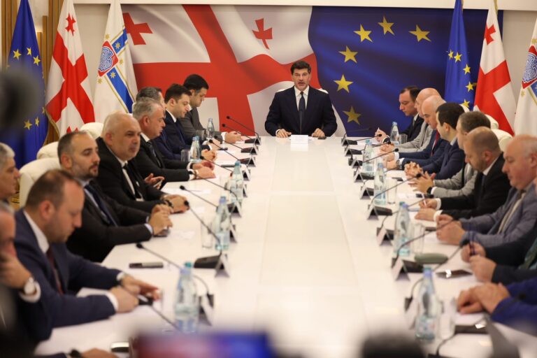 საქალაქო რკინიგზის დერეფნის ტექნიკურ-ეკონომიკური მიზანშეწონილობის შესასწავლად საერთაშორისო ტენდერი გამოცხადდა – პროექტი ითვალისწინებს დედაქალაქის დაკავშირებას მცხეთასთან, რუსთავთან, თბილისის საერთაშორისო აეროპორტსა და აღმოსავლეთ რაიონებთან