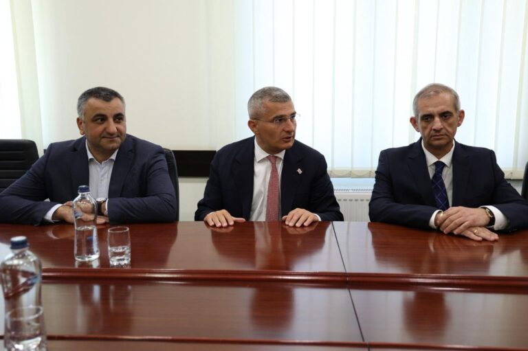 მამუკა მდინარაძემ მცხეთა-მთიანეთის ახლად დანიშნული სახელმწიფო რწმუნებული ლევან ზაუტაშვილი წარადგინა